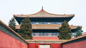 puerta al templo ancestral imperial en la ciudad de beijing foto
