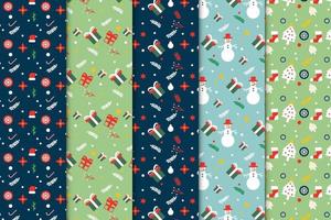 colección de patrones abstractos de navidad con regalos y hojas. diseño de conjunto de patrones sin fisuras con el vector de elementos navideños. paquete abstracto de patrones navideños con fondos verdes y oscuros.