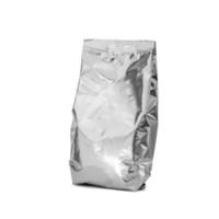 bolsa de aluminio en blanco para leche en polvo para bebés, té o café aislada en fondo blanco con camino de recorte foto