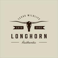 longhorn texas logo vector vintage ilustración plantilla icono diseño gráfico. cabeza de cráneo de vaca o signo o símbolo de búfalo para vida silvestre animal o negocio de rancho con estilo de tipografía retro