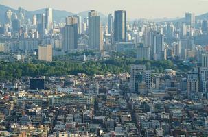 paisaje de apartamentos en seúl, corea foto