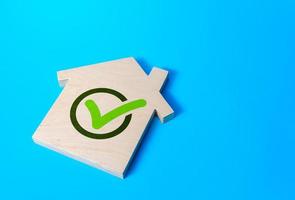 House approval. Home check passed. Verification. Property price valuation evaluation. The quality of the property meets all criteria. Registration of a purchase and sale transaction, notary services. photo
