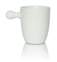 tasse blanche vide isolée avec sol réfléchissant pour maquette png