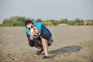 fotógrafo aficionado tomando una foto instantánea