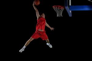 jugador de baloncesto en acción foto