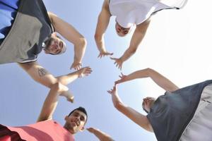 basketball players team photo