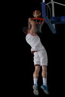 jugador de baloncesto en acción foto