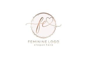 logotipo de escritura a mano fe inicial con plantilla de círculo logotipo vectorial de boda inicial, moda, floral y botánica con plantilla creativa. vector