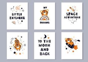 leopardo en un cohete espacial. letras sobre el tema del cosmos. un conjunto de carteles para la habitación de los niños. vector