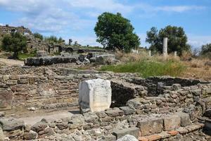 Side ruins view photo