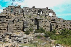 Side ruins view photo