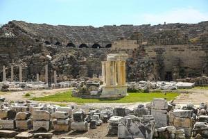 Side ruins view photo