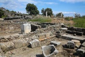 Side ruins view photo