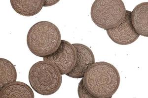 kharkiv, ucrania - 14 de febrero de 2021 oreo adelgaza las galletas crujientes. la marca oreo es propiedad de la empresa americana mondelez international foto