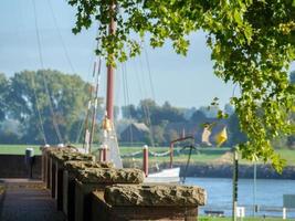 Grieth en el río Rin en Alemania foto