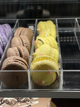 delicioso macaron a todo color foto