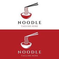 plantilla de diseño de logotipo para deliciosa sopa de fideos chinos y japoneses y platos de ramen tipos asiáticos de comida. logotipos para empresas, restaurantes, cafés y tiendas. vector
