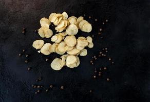 potato chips with pepper photo