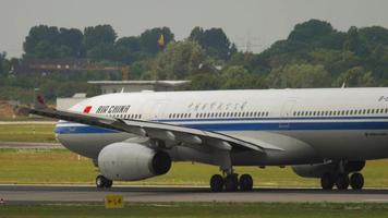 DUSSELDORF, GERMANY JULY 23, 2017 - Airbus A330 343, B 5901of Air China is landing at Dusseldorf International Airport. video