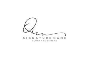 plantilla de logotipo de firma de letra qi inicial diseño elegante logotipo signo símbolo plantilla vector icono