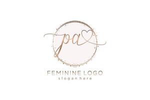 logotipo de escritura a mano pa inicial con plantilla de círculo logotipo vectorial de boda inicial, moda, floral y botánica con plantilla creativa.