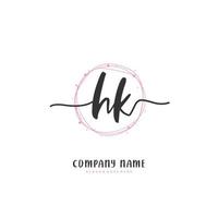 hk hk escritura a mano inicial y diseño de logotipo de firma con círculo. hermoso diseño de logotipo escrito a mano para moda, equipo, boda, logotipo de lujo. vector