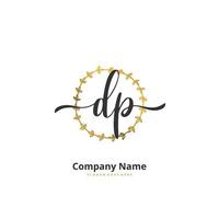 dp dp escritura a mano inicial y diseño de logotipo de firma con círculo. hermoso diseño de logotipo escrito a mano para moda, equipo, boda, logotipo de lujo. vector