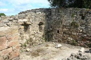 Side ruins view photo