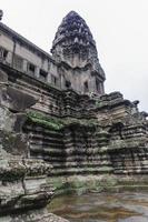 Angkor Wat temple photo