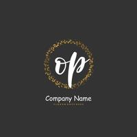 op escritura a mano inicial y diseño de logotipo de firma con círculo. hermoso diseño de logotipo escrito a mano para moda, equipo, boda, logotipo de lujo. vector