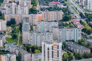 vista panorámica aérea de la zona residencial de edificios de gran altura foto