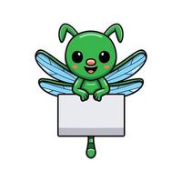 Linda pequeña caricatura de libélula verde con signo en blanco vector