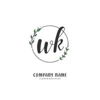 wk escritura a mano inicial y diseño de logotipo de firma con círculo. hermoso diseño de logotipo escrito a mano para moda, equipo, boda, logotipo de lujo. vector