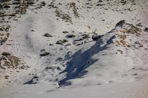 senderismo en los alpes suizos foto