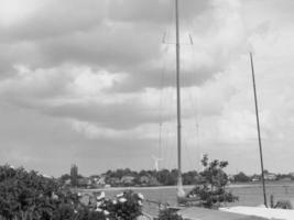 la ciudad de kappeln en el río schlei foto