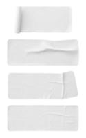 colección de conjunto de etiquetas adhesivas de papel blanco en blanco aislado sobre fondo blanco foto