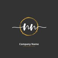 nn escritura a mano inicial y diseño de logotipo de firma con círculo. hermoso diseño de logotipo escrito a mano para moda, equipo, boda, logotipo de lujo. vector