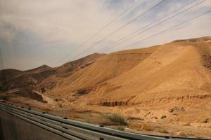 una vista del desierto de judea en israel foto