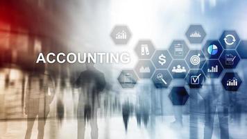 concepto de contabilidad, negocios y finanzas en pantalla virtual foto
