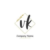 vk escritura inicial a mano y diseño de logotipo de firma con círculo. hermoso diseño de logotipo escrito a mano para moda, equipo, boda, logotipo de lujo. vector