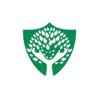 diseño creativo del logotipo del árbol de la mano verde. logotipo de productos naturales. vector