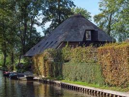 the dutch village of Giethoorn photo