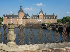 el castillo de anholt en alemania foto