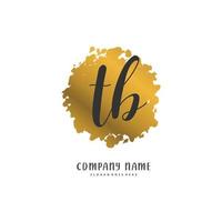 tb escritura a mano inicial y diseño de logotipo de firma con círculo. hermoso diseño de logotipo escrito a mano para moda, equipo, boda, logotipo de lujo. vector