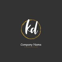 kd escritura a mano inicial y diseño de logotipo de firma con círculo. hermoso diseño de logotipo escrito a mano para moda, equipo, boda, logotipo de lujo. vector