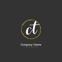 ct escritura a mano inicial y diseño de logotipo de firma con círculo. hermoso diseño de logotipo escrito a mano para moda, equipo, boda, logotipo de lujo. vector