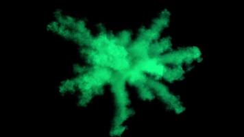 animação de fumaça verde clara em fundo preto video