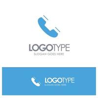 llame al teléfono de contacto anillo de teléfono azul logotipo sólido con lugar para el eslogan vector