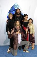 los angeles, 12 de diciembre - coni momoa, jason momoa, lisa bonet, nakoa-wolf momoa, lola iolani momoa, invitados al estreno de aquaman en el teatro chino tcl imax el 12 de diciembre de 2018 en los angeles, ca foto