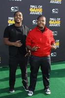 los angeles - 18 de febrero - chris massey, kyle massey en el 2012 cartoon network hall of game awards en el barker hanger el 18 de febrero de 2012 en santa monica, ca foto